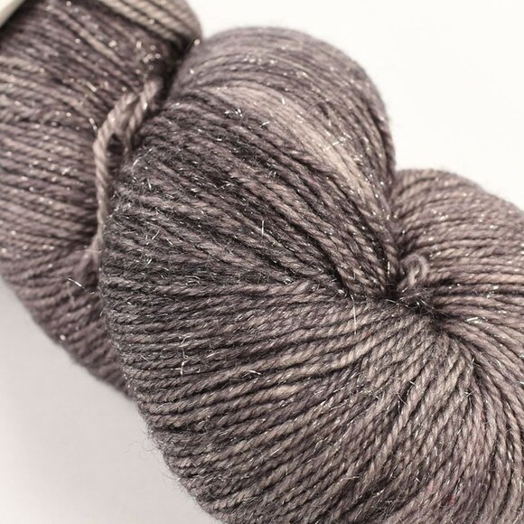 Julie Asselin Stella Yarn Merino Sparkling Stellina 400 Yds Color Moussaillon - Picture 2 of 3
